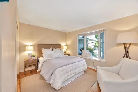 $2,895,000 | 75 Corte Yolanda, Moraga, CA 94556