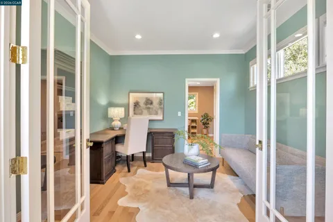 $2,895,000 | 75 Corte Yolanda, Moraga, CA 94556