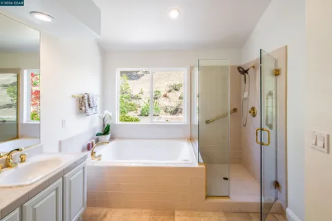 $1,595,000 | 1170 Sunrise Ridge Drive, Lafayette, CA 94549