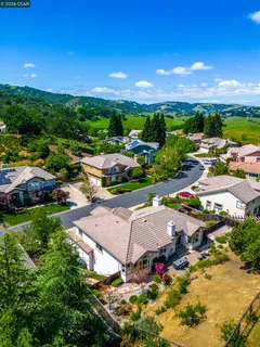$1,595,000 | 1170 Sunrise Ridge Drive, Lafayette, CA 94549