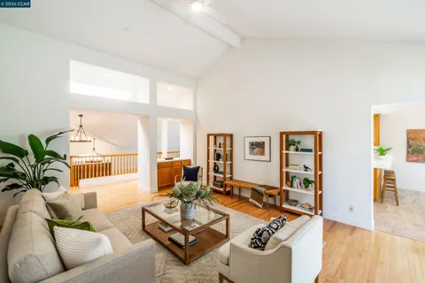 $1,595,000 | 1170 Sunrise Ridge Drive, Lafayette, CA 94549