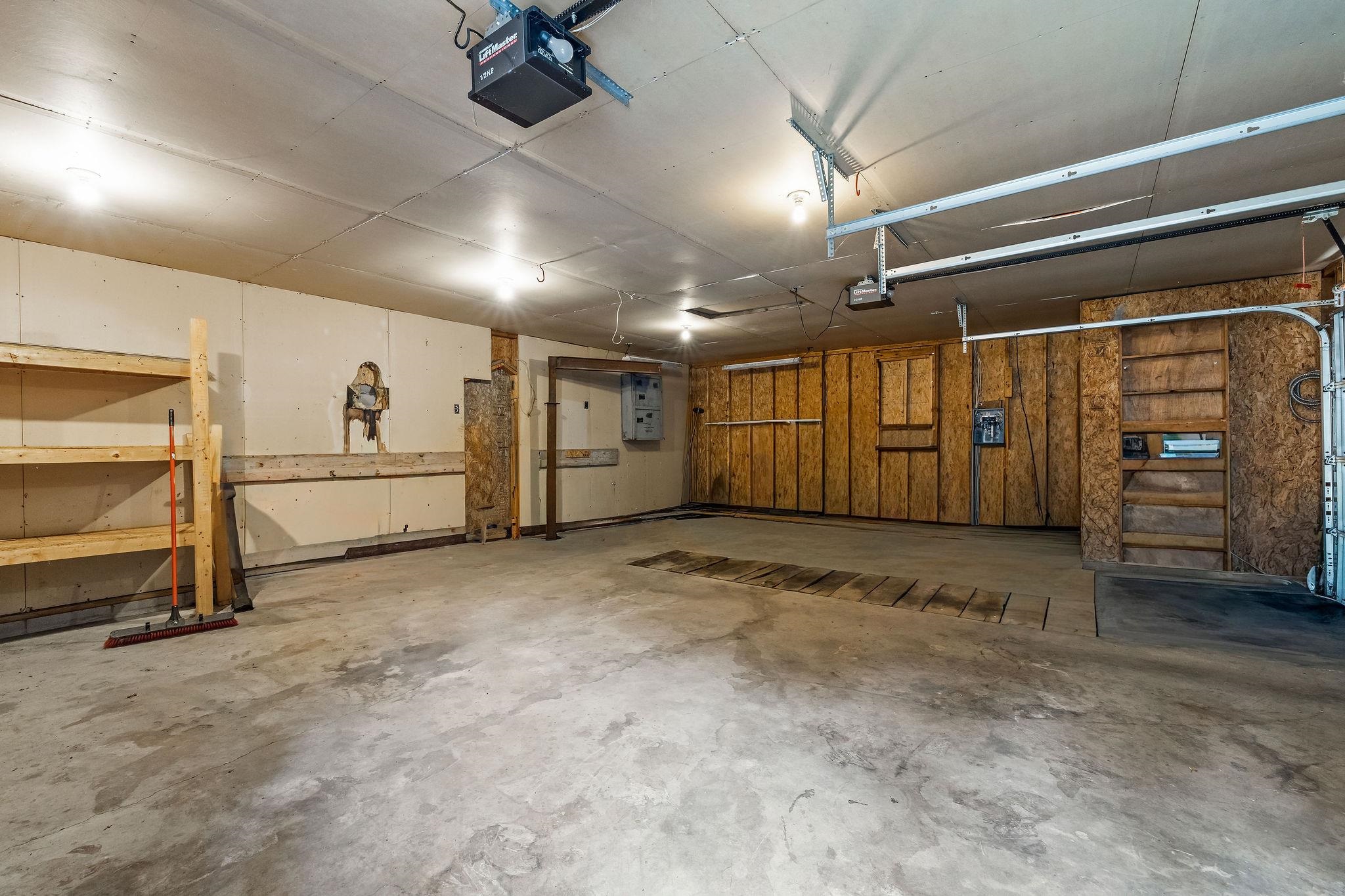 4812 Southeast County Line Road Shepherd, MI 48883 - Photo 4 of 47 1950997-c171da65-dae8-44da-90bc-ec274390ee5f.JPG