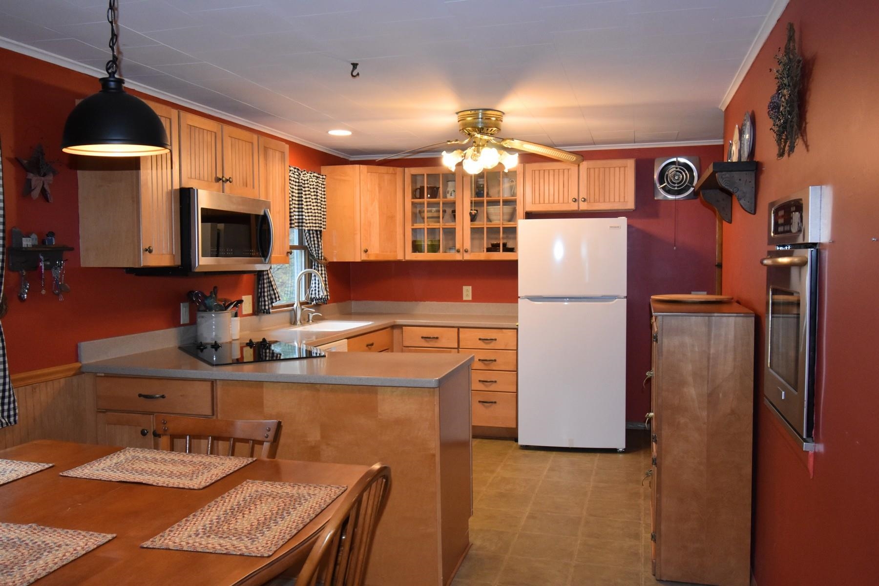 6 Foster Place Rutland, VT 05701 - Photo 16 of 38