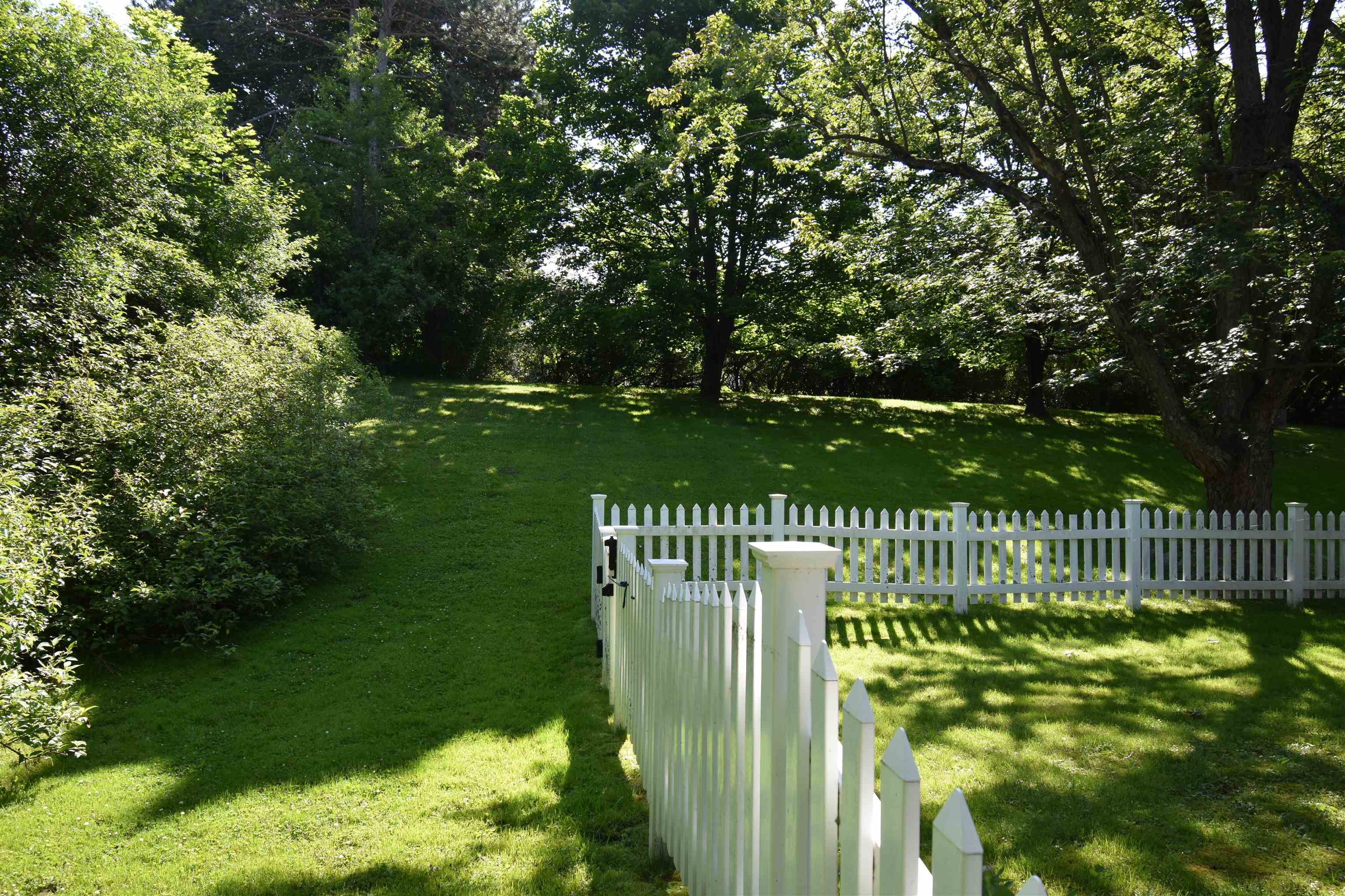6 Foster Place Rutland, VT 05701 - Photo 29 of 38