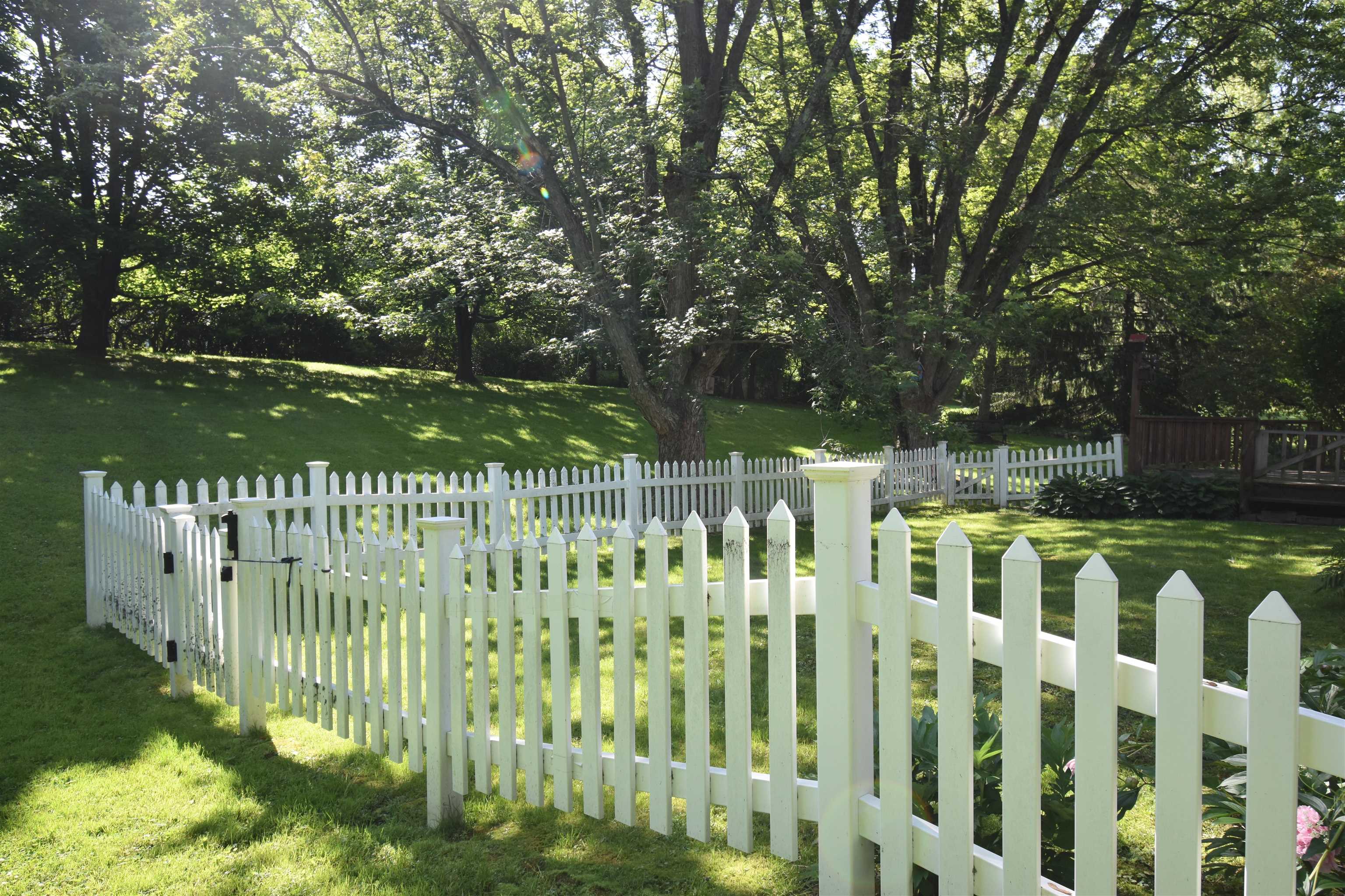6 Foster Place Rutland, VT 05701 - Photo 6 of 38