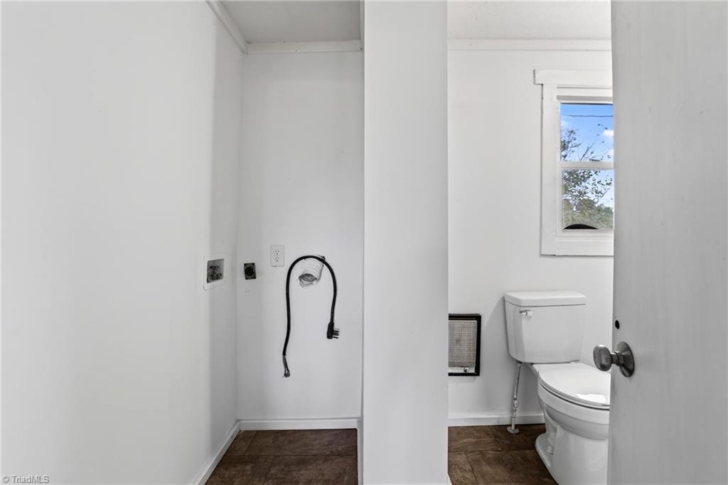 1757 Jewel Road Danbury, NC 27016 - Photo 17 of 49 Gallery Image 17