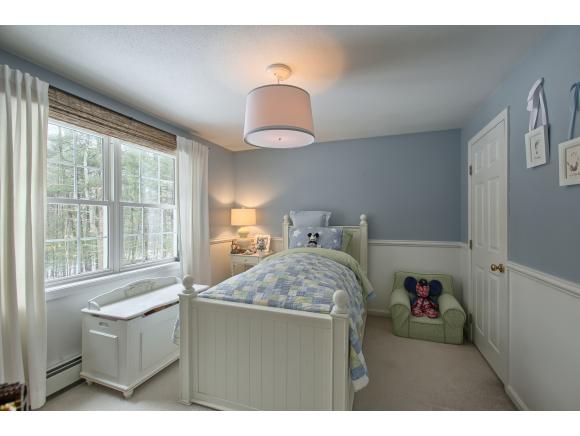 91 Tallant Road Pelham, NH 03076 - Photo 26 of 35