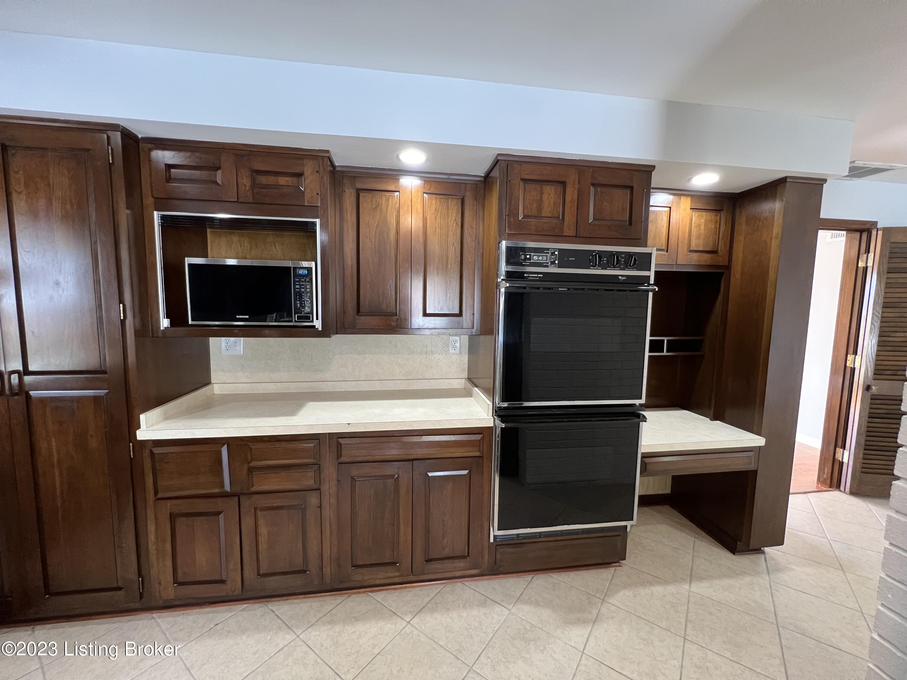 1287 Lock Road Carrollton, KY 41008 - Photo 12 of 49 IMG_8982