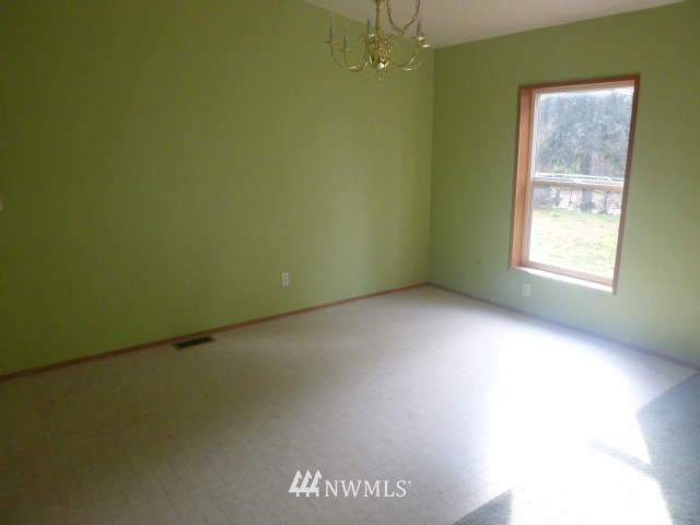 700 Middle Fork Road Onalaska, WA 98570 - Photo 4 of 14
