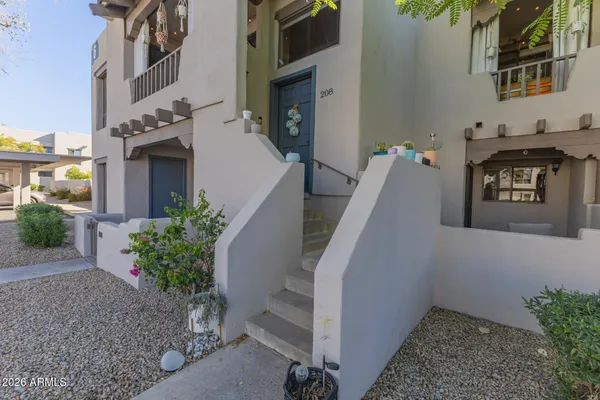 a view of an entryway with plants