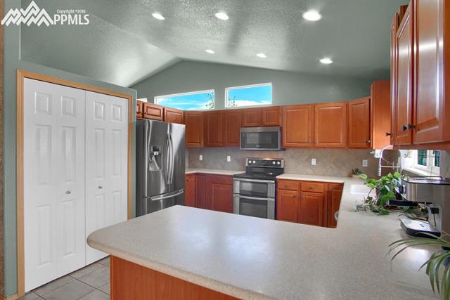 9764 Rockingham Drive Peyton, CO 80831 - Photo 10 of 36