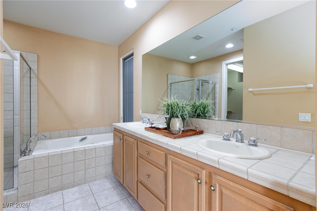 10 Strada Principale Henderson, NV 89011 - Photo 26 of 46