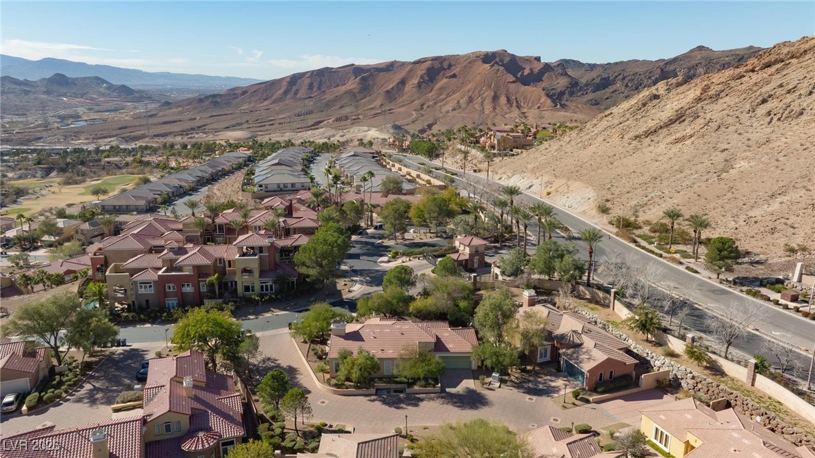 10 Strada Principale Henderson, NV 89011 - Photo 45 of 46