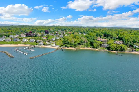 $3,595,000 | 35 Sunview Drive, Glen Cove, NY 11542