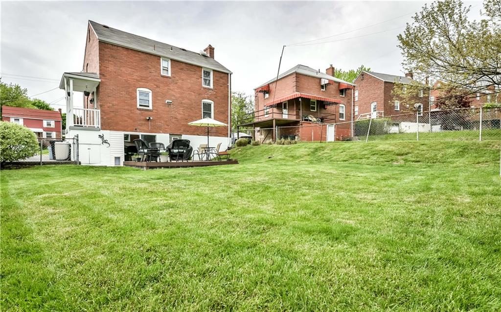 1037 McCoy Road McKees Rocks, PA 15136 - Photo 22 of 23