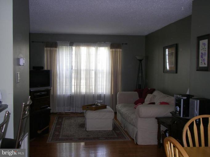 2338 Hunters Square Court Reston, VA 20191 - Photo 16 of 22 Living Room #3