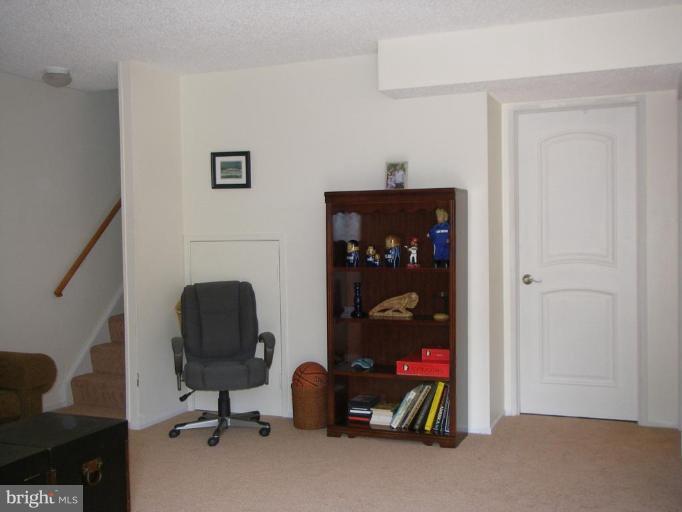 2338 Hunters Square Court Reston, VA 20191 - Photo 7 of 22 Family Room #3
