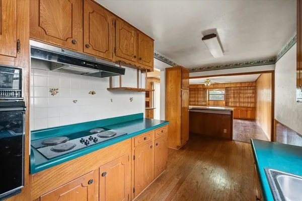 $229,900 | 613 Whitener Road, Euless, TX 76040