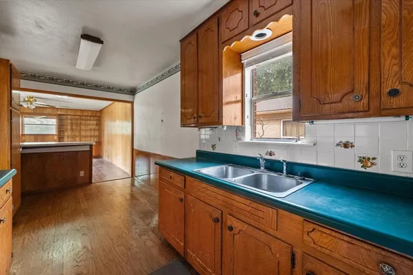 $229,900 | 613 Whitener Road, Euless, TX 76040