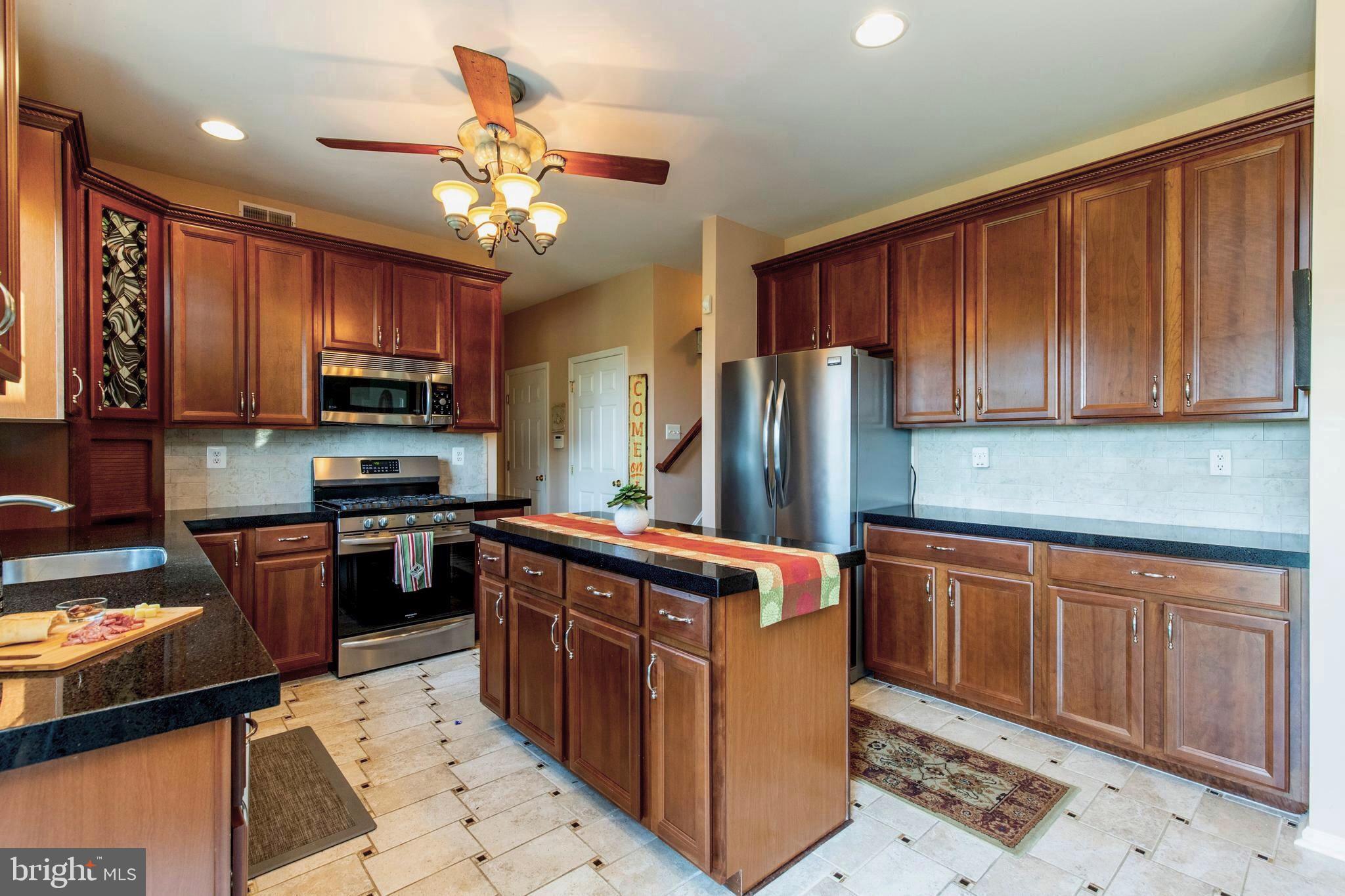 736 Farmhouse Road Mickleton, NJ 08056 - Photo 10 of 38