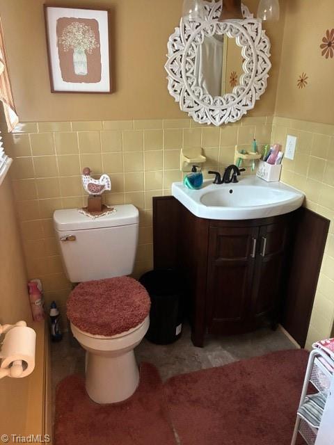 2285 Locust Grove Road Westfield, NC 27053 - Photo 14 of 32 BEDROOM BATH