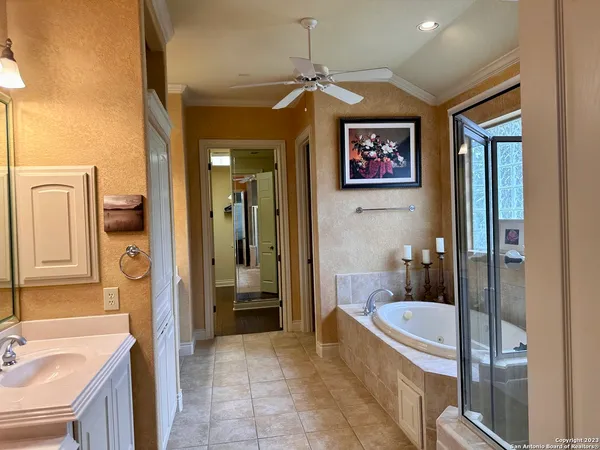 $4,750 | 402 Cameron Circle, San Antonio, TX 78258