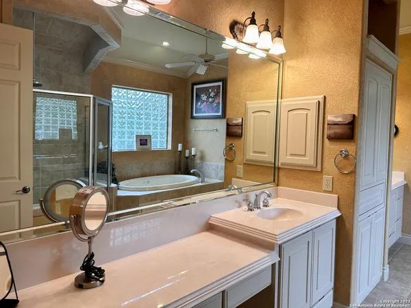 $4,750 | 402 Cameron Circle, San Antonio, TX 78258