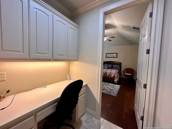 $4,750 | 402 Cameron Circle, San Antonio, TX 78258