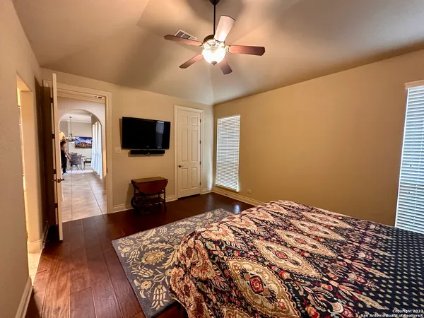 $4,750 | 402 Cameron Circle, San Antonio, TX 78258