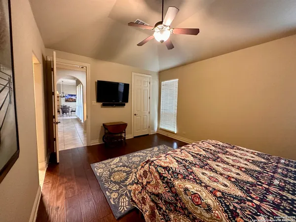 $4,750 | 402 Cameron Circle, San Antonio, TX 78258