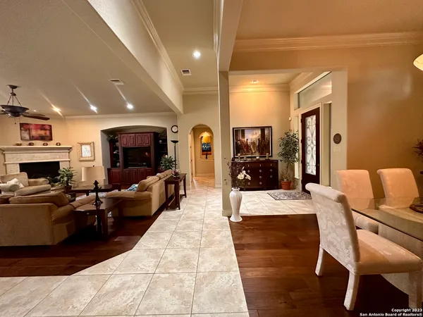 $4,750 | 402 Cameron Circle, San Antonio, TX 78258