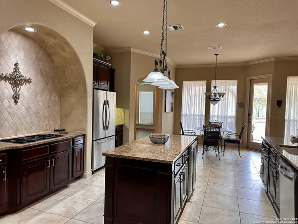 $4,750 | 402 Cameron Circle, San Antonio, TX 78258