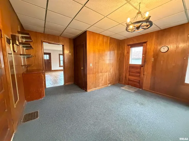 $75,000 | 889 Jefferson Street, Galesburg, IL 61401