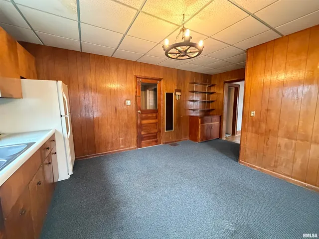 $75,000 | 889 Jefferson Street, Galesburg, IL 61401