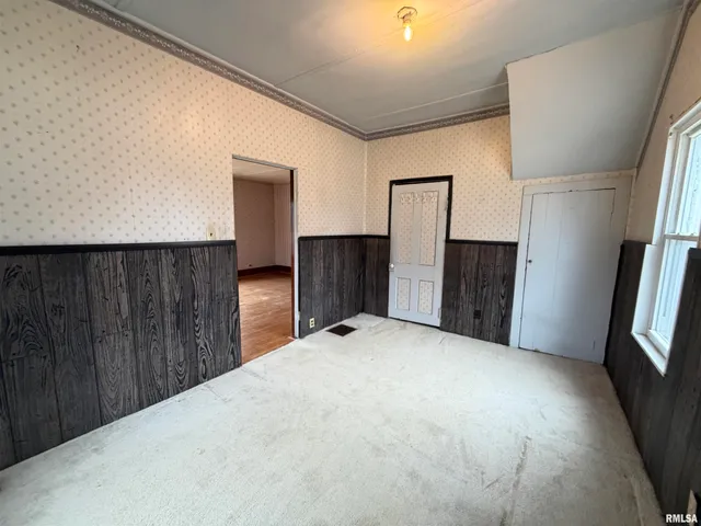 $75,000 | 889 Jefferson Street, Galesburg, IL 61401