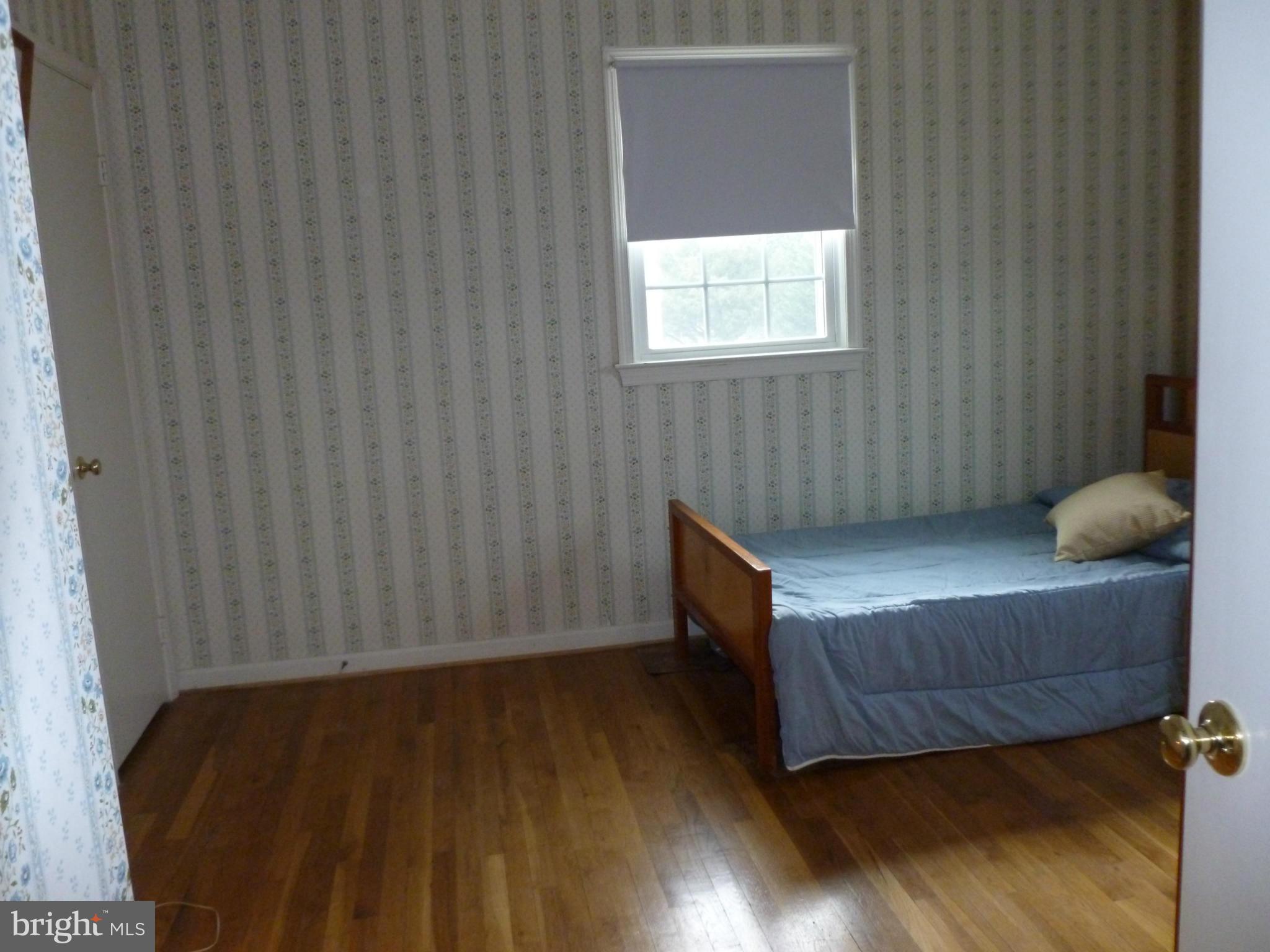 6905 Sydenstricker Road Springfield, VA 22152 - Photo 14 of 25 Bedroom (Master)