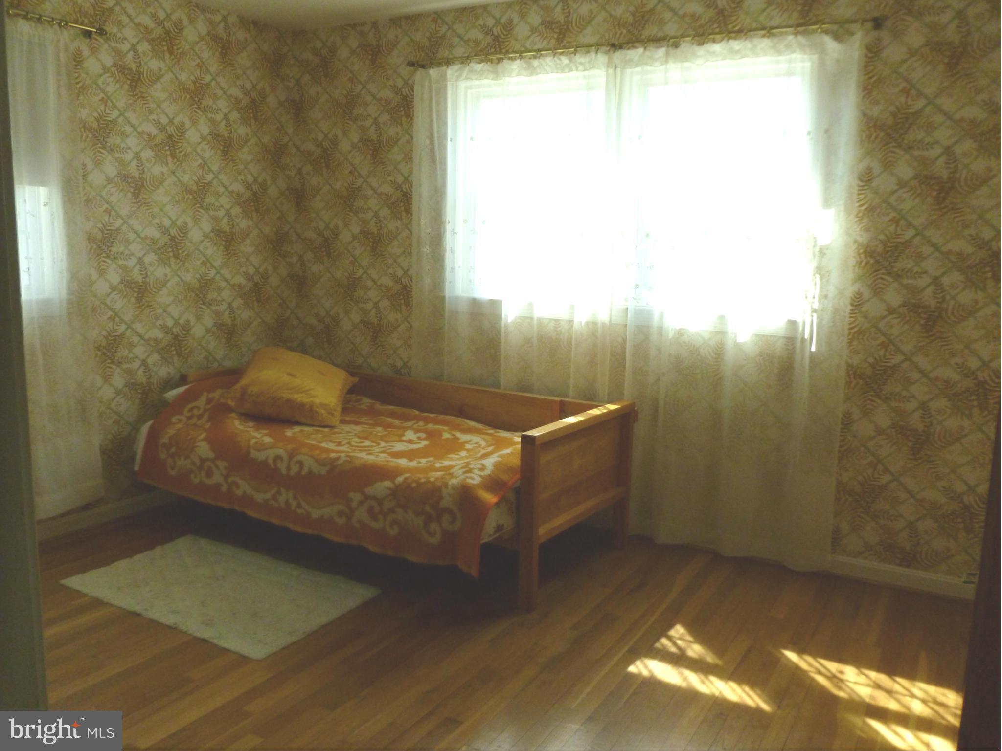 6905 Sydenstricker Road Springfield, VA 22152 - Photo 18 of 25 Bedroom #3