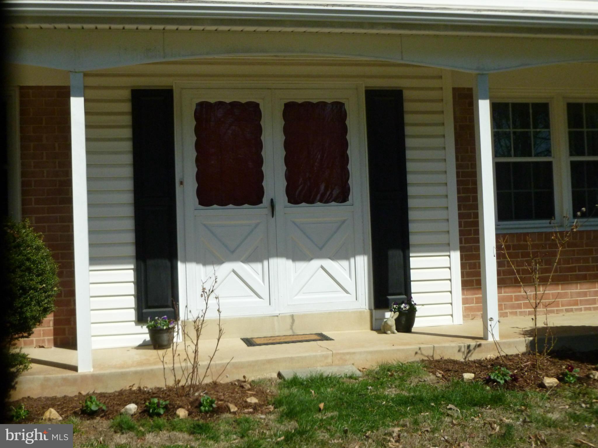 6905 Sydenstricker Road Springfield, VA 22152 - Photo 3 of 25 Front Porch