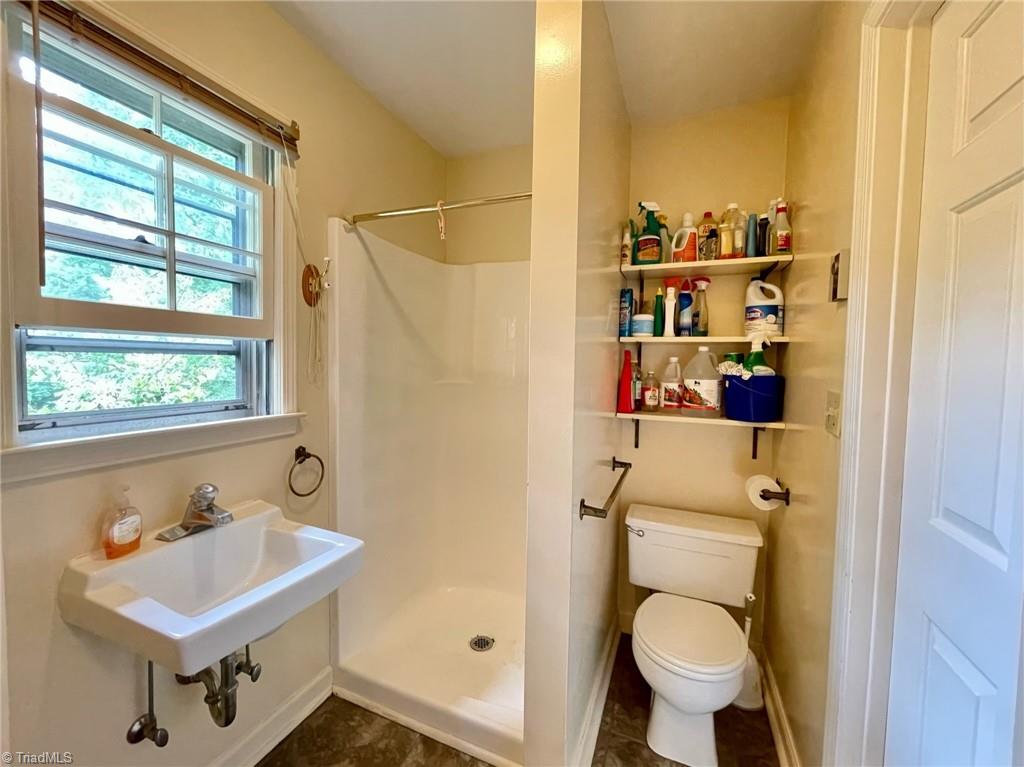 226 Fairfield Road Reidsville, NC 27320 - Photo 42 of 49 Gallery Image 42