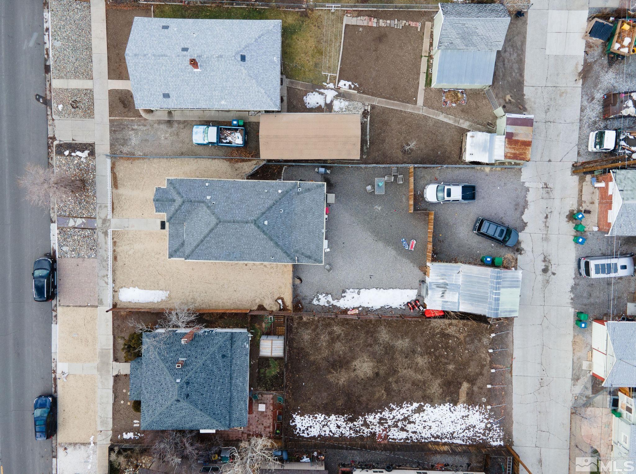 918 Washington Street Reno, NV 89503 - Photo 29 of 34 an aerial view of residential houses with outdoor space