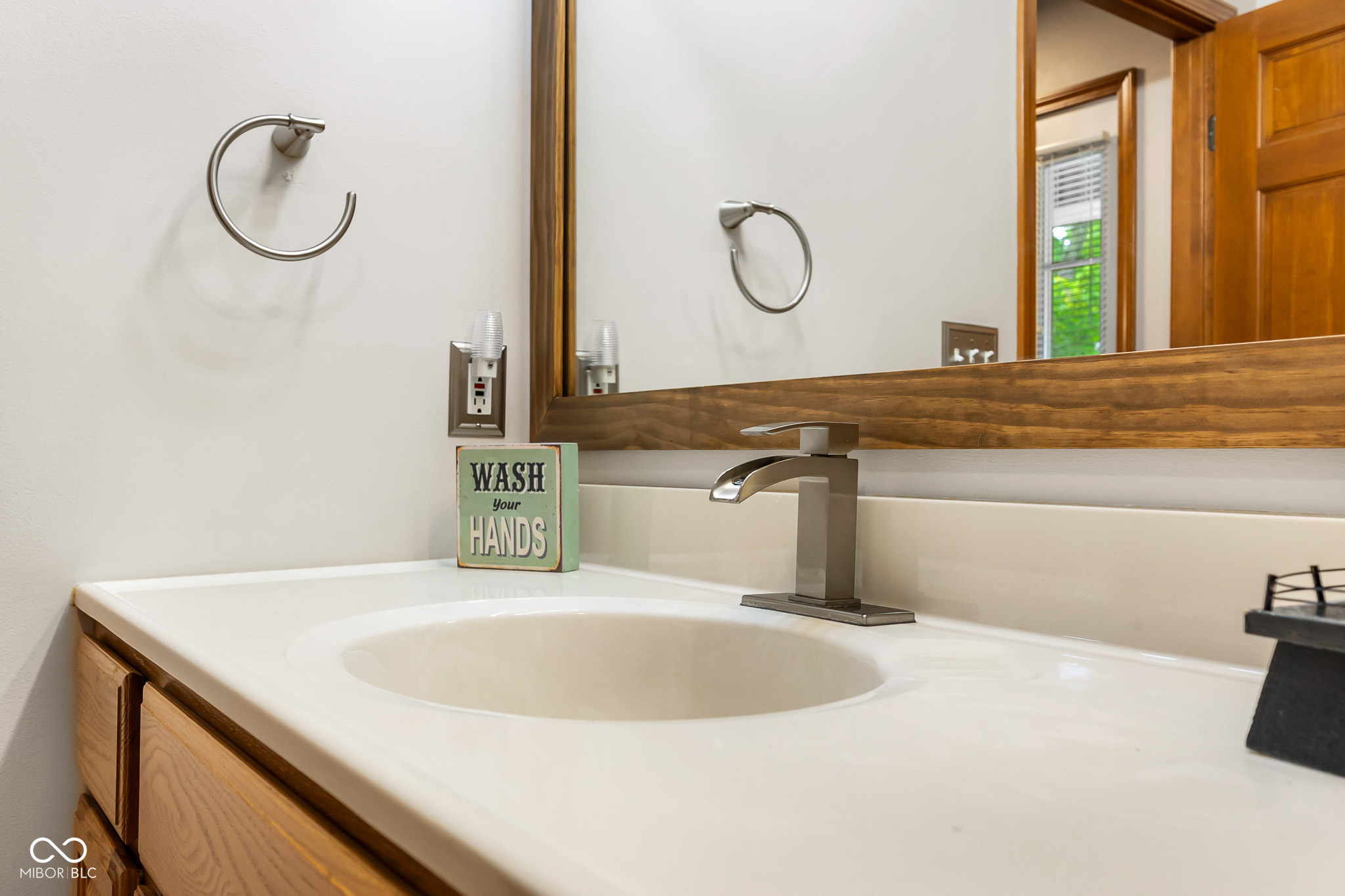 2872 Prairie Stream Way Columbus, IN 47203 - Photo 20 of 60 Gallery Image 20