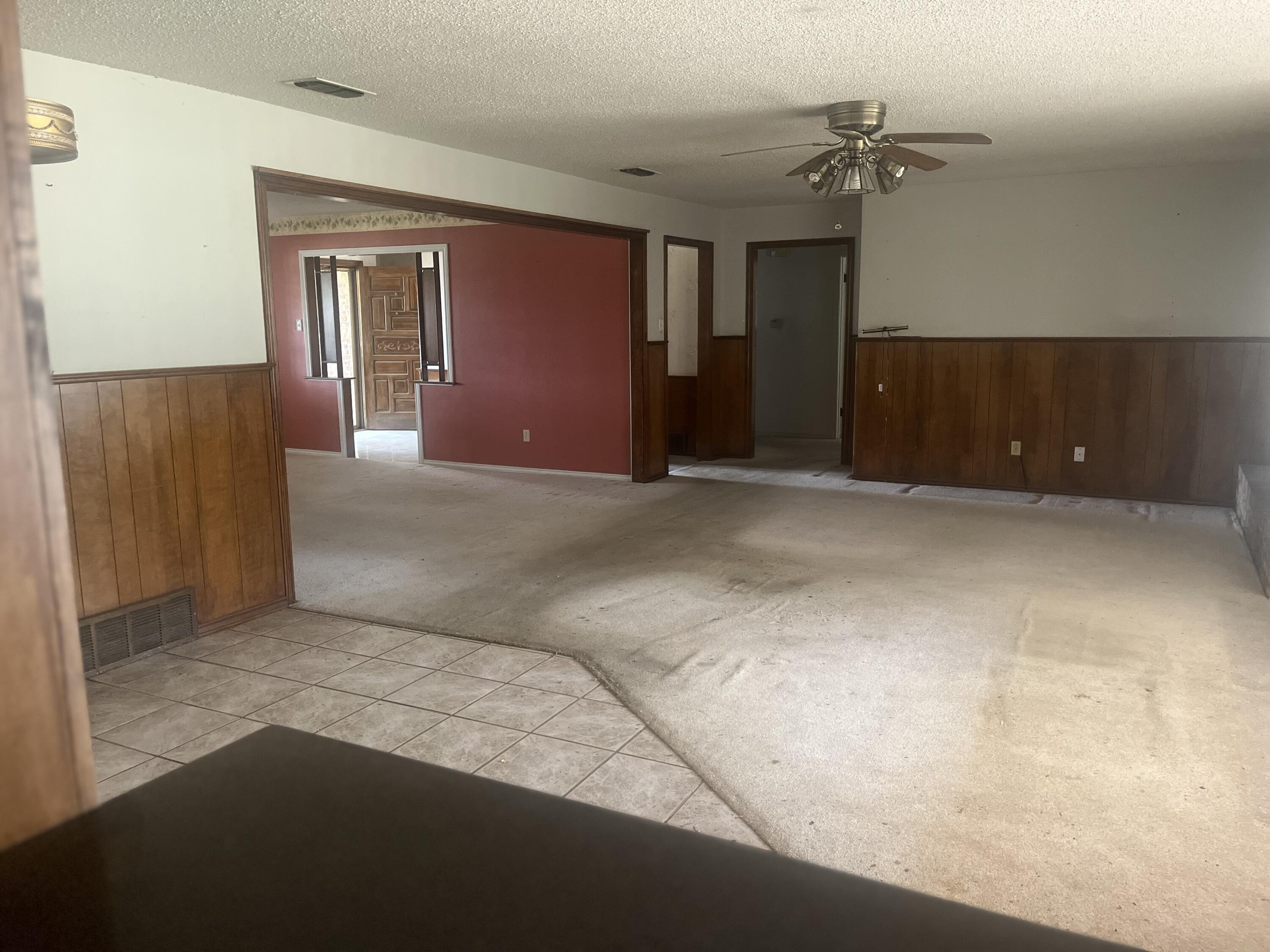 3013 66th Street Lubbock, TX 79413 - Photo 9 of 30 Living Room View