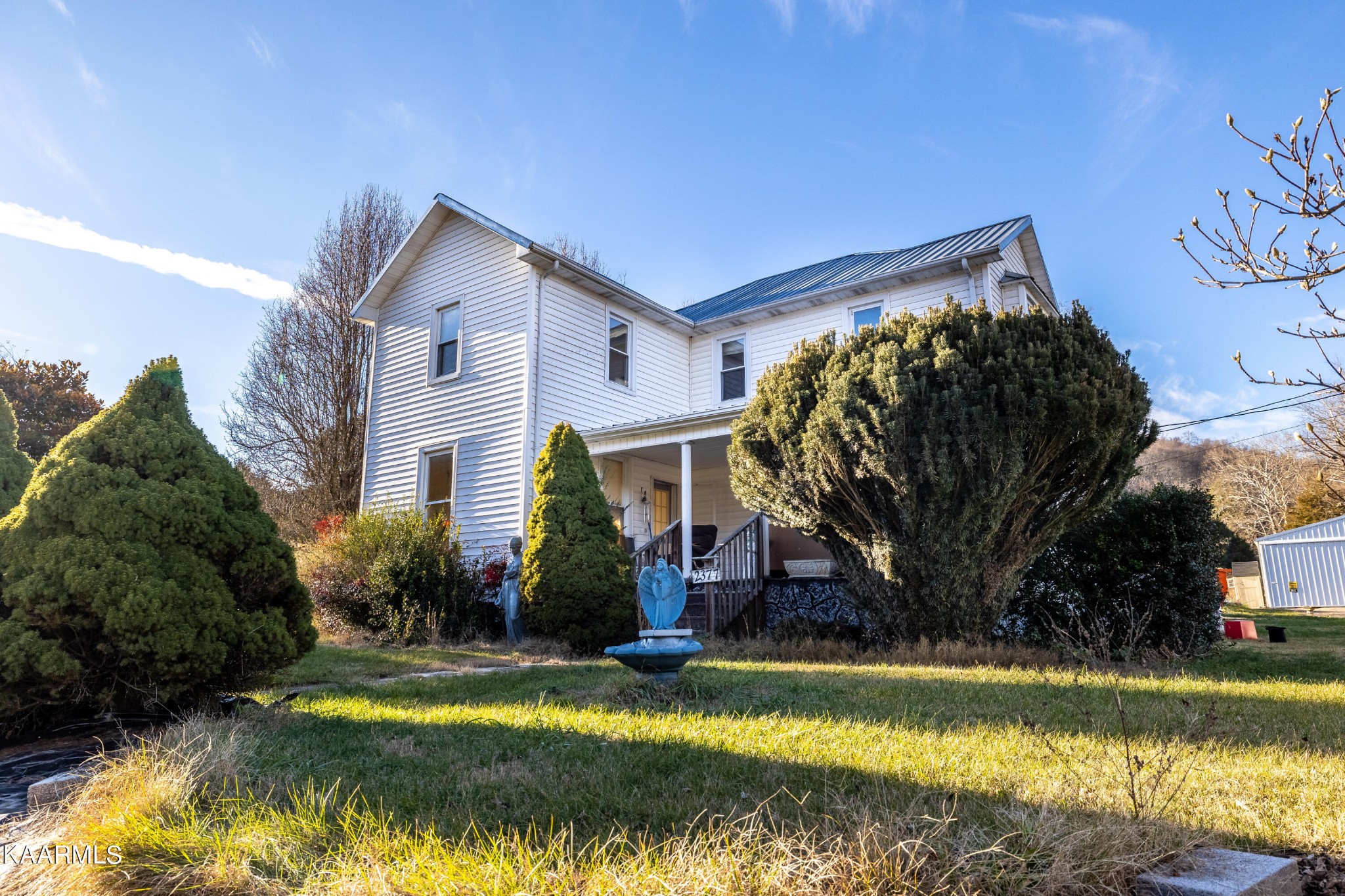 2377 Little Sycamore Road Tazewell, TN 37879 - Photo 3 of 52 Gallery Image 3