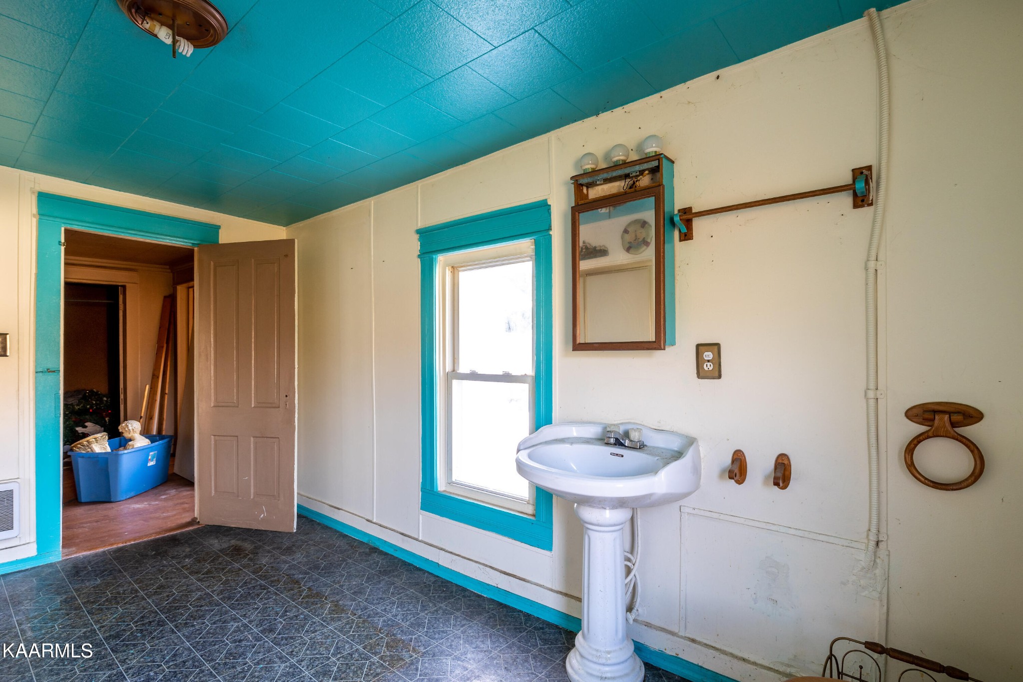 2377 Little Sycamore Road Tazewell, TN 37879 - Photo 36 of 52 Gallery Image 36