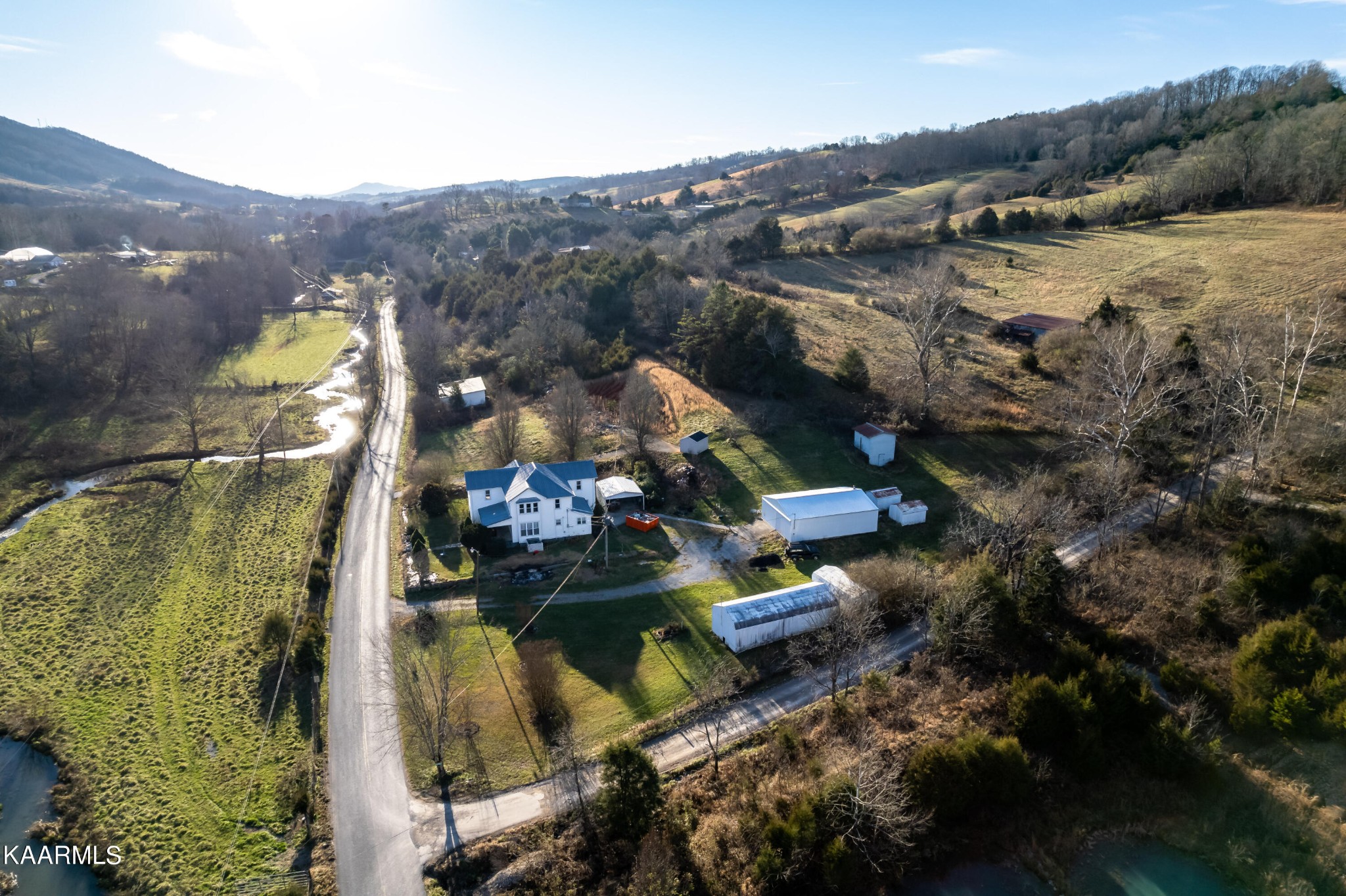 2377 Little Sycamore Road Tazewell, TN 37879 - Photo 7 of 52 Gallery Image 7