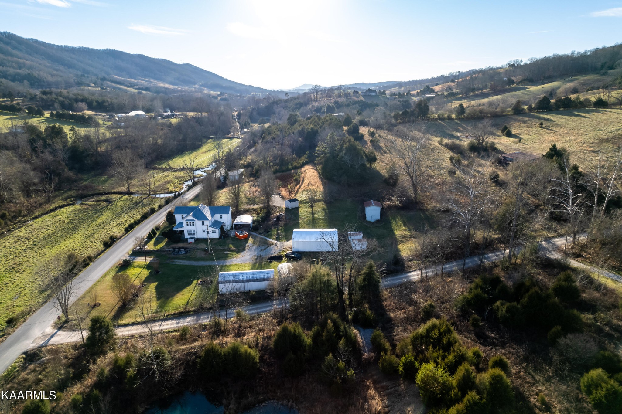 2377 Little Sycamore Road Tazewell, TN 37879 - Photo 8 of 52 Gallery Image 8