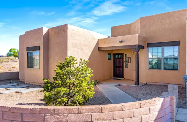 $510,000 | 200 Aldaba Circle Northeast, Rio Rancho, NM 87124