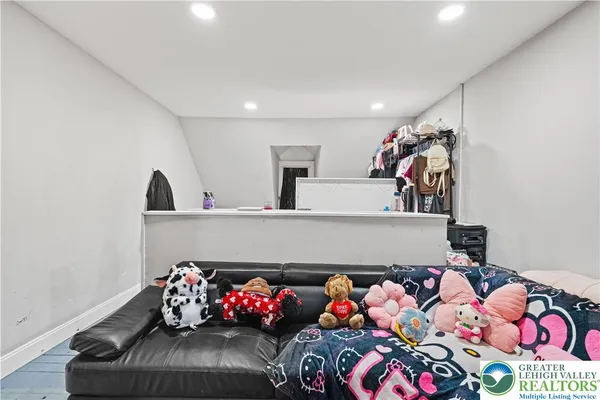 $185,000 | 232 North Railroad Street, Allentown, PA 18102