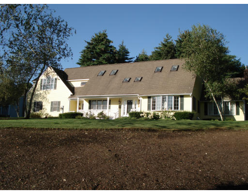 27 Beaverbrook Road Norfolk, MA 02056 - Photo 1 of 1 Gallery Image 1