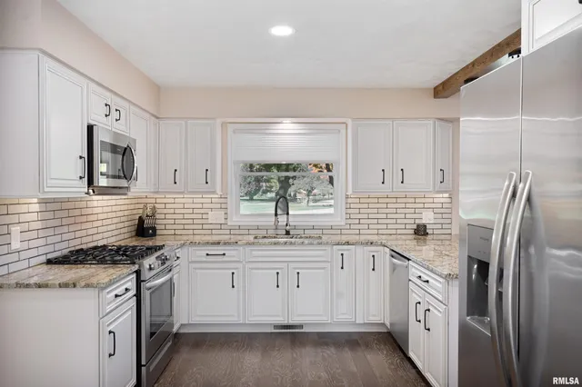 $389,000 | 12 Timber Lane, Geneseo, IL 61254